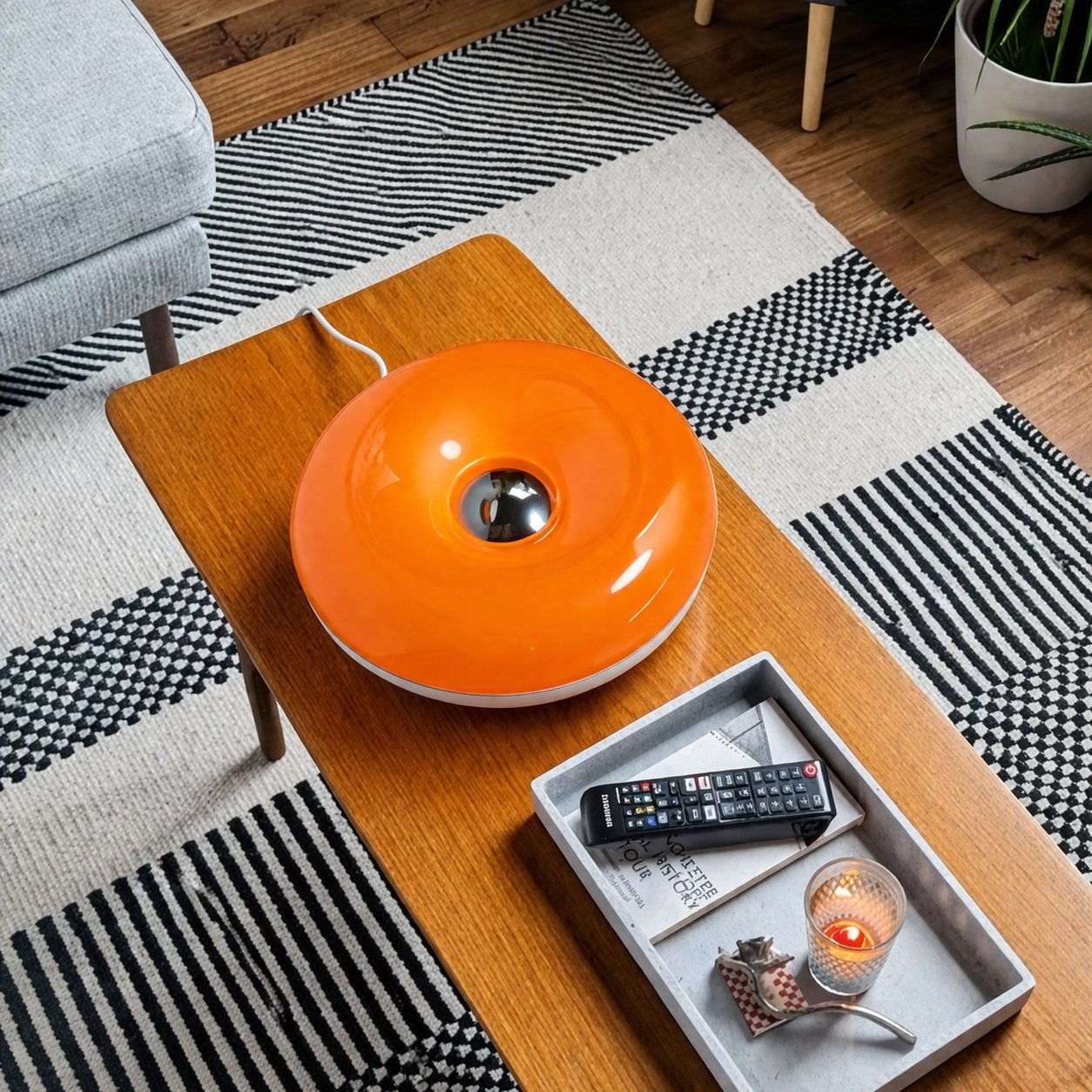 Đèn Để Bàn Trang Trí Treo Tường Donut Lighting Đèn Để Bàn Trang Trí Treo Tường Donut Lighting